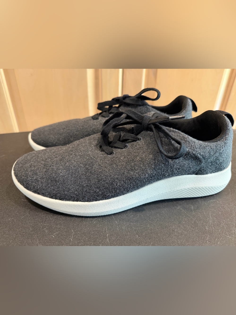Banana Republic Factory Charcoal Wool Lace-Up Sneakers 9.5